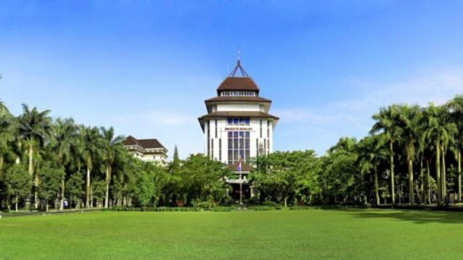 Rektorat UB