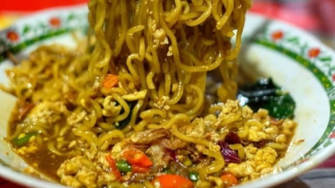 Mie Nyemek Bu Siti