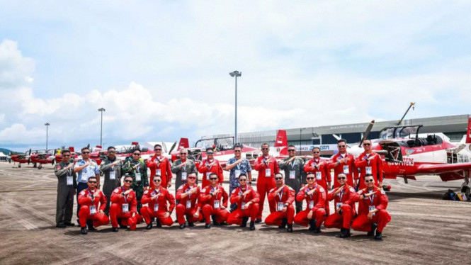 Tim Jupiter TNI AU Tiba di Malaysia, Siap Harumkan Nama Indonesia di ...