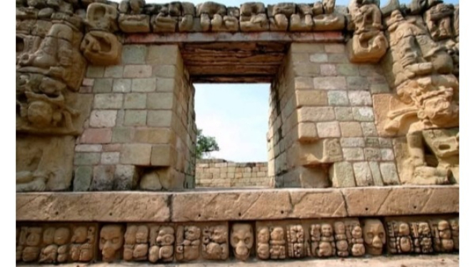 Sisa-sisa Peradaban Maya