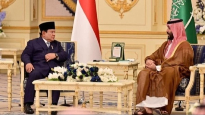 Presiden RI Prabowo Subianto dan Putra Mahkota Arab Saudi Pangeran MBS