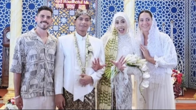 Giovanna Milana dan suami hadiri prosesi akad nikah Megawati Hangestri
