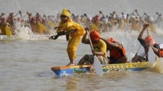 Tradisi Pacu Jalur, Aura Farming, Riau