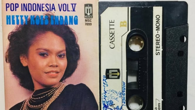 Hetty Koes Endang