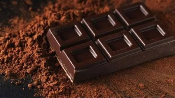 Cokelat Hitam Mampu Memperlambat Penuaan Sel