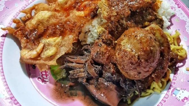 Nasi Cumi Pasar Atom