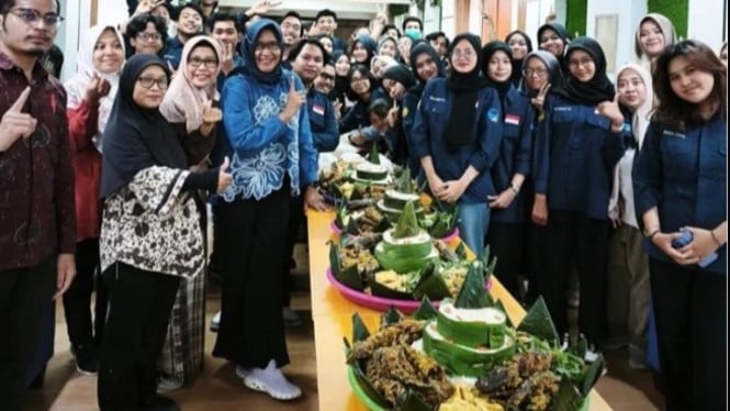 Tumpeng Lele