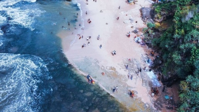 Pantai Mesra Gunungkidul Yogyakarta
