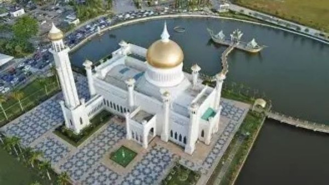 Masjid Sultan Omar Ali Saifuddien, Brunei Darussalam
