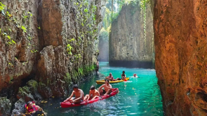 Goa Gumantung di Kalimatan Timur