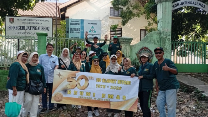 Reuni Emas SD Slamet Riyadi Semarang