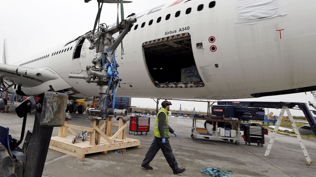 Melihat Tempat Perawatan Pesawat Airbus di Prancis