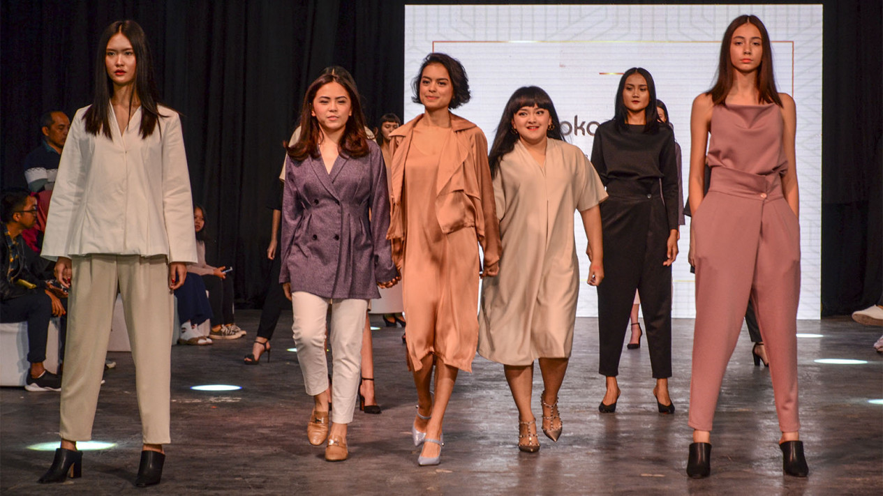 Ini Gaya Self Love Anak Sophia Latjuba di Catwalk