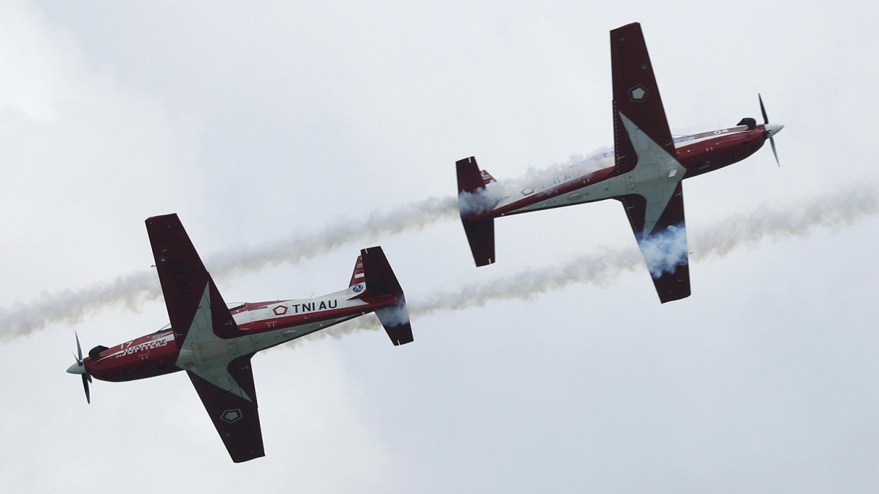 Aksi Memukau Tim Jupiter di Singapore Airshow