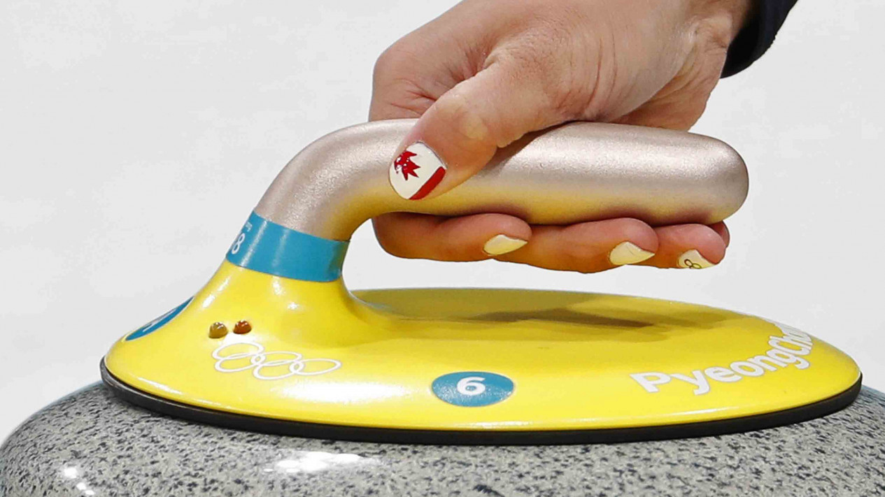 Lihat, Imutnya Cat Kuku Para Atlet Curling Ini