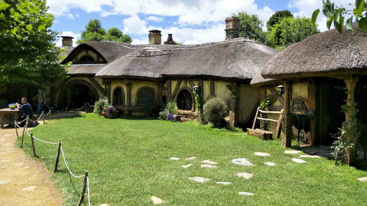 Asyiknya Berwisata ke Hobbiton di Selandia Baru