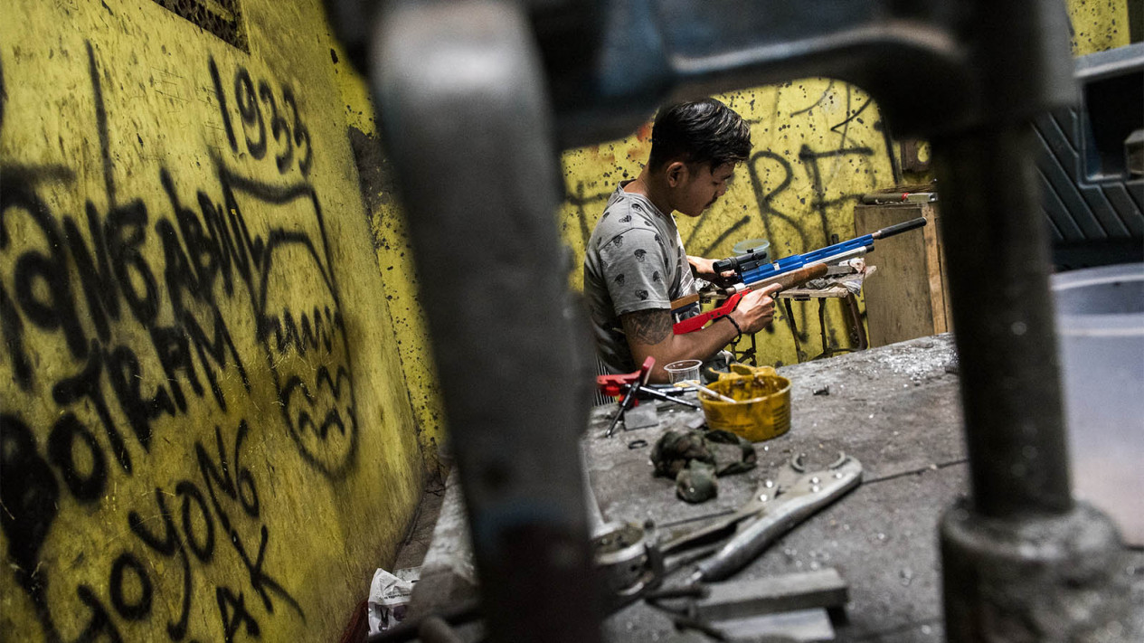Intip Pembuatan Senapan Angin di Bandung