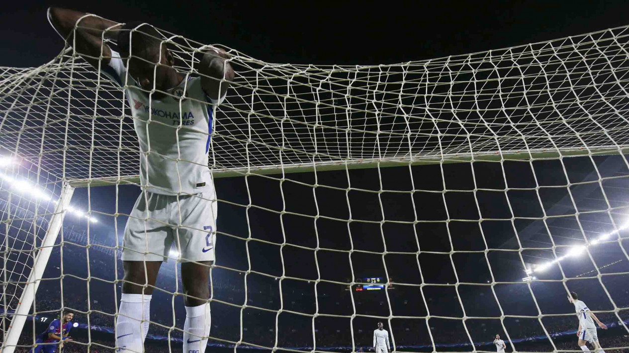 Suka Cita Messi Bikin Pemain Chelsea Nangis