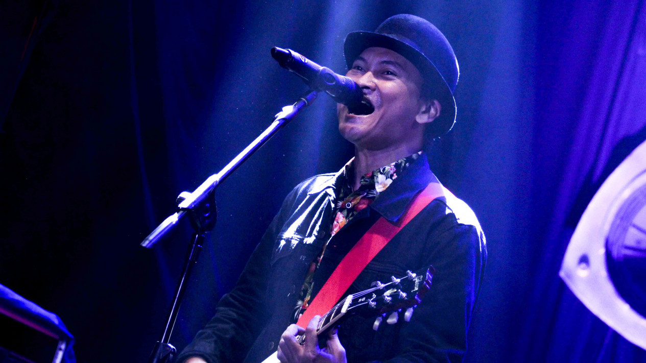 Penampilan Garang Endank Soekamti di Radio Show