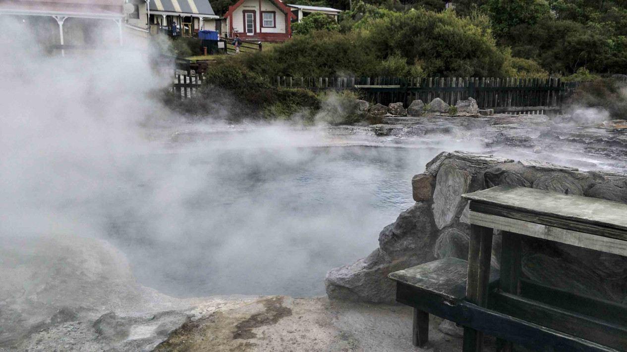 Seperti ini Tempat Tinggal Suku Maori