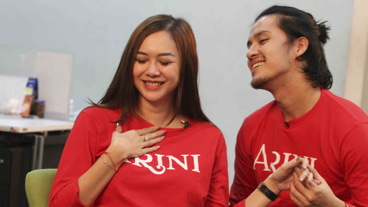 Begini Lengketnya Aura Kasih dan Morgan Oey