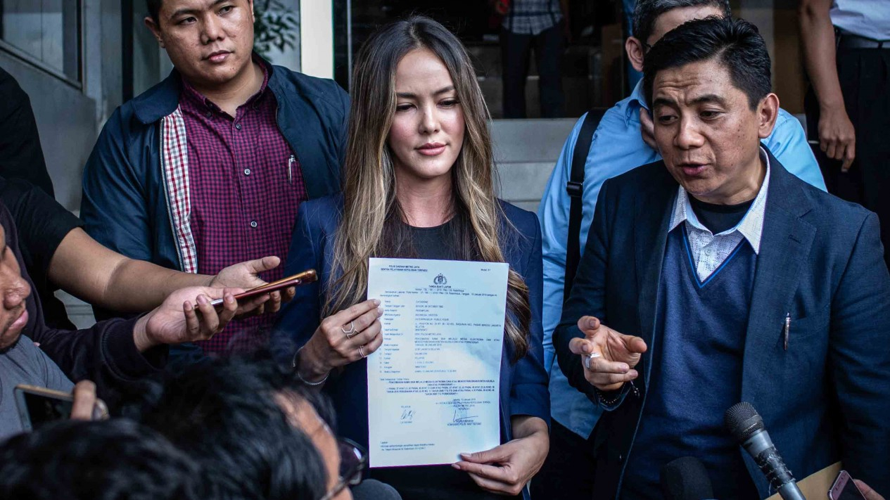 Ada di Blog Prostitusi, Cathy Sharon Lapor Polisi