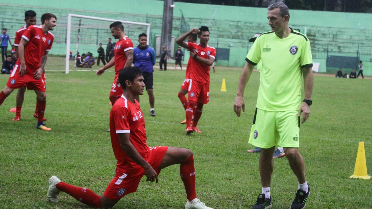 Intip Latihan Perdana Semen Padang FC dan Arema FC