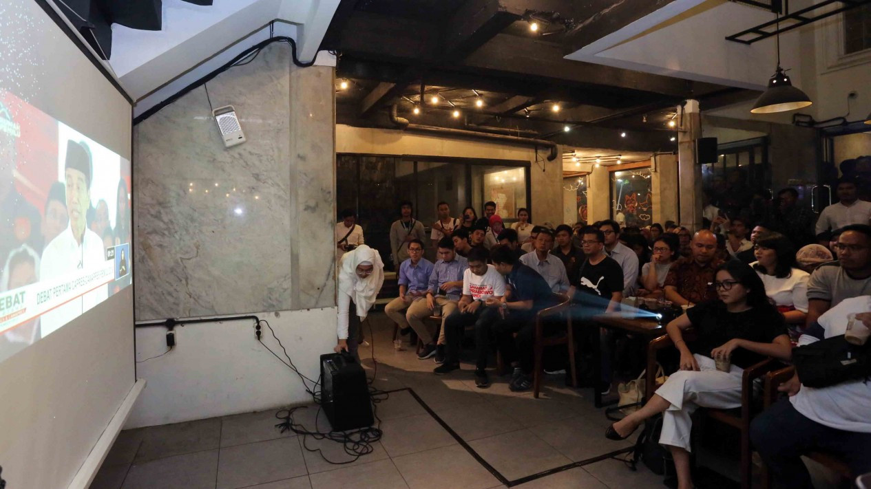 Ramainya Nobar Debat Pilpres 2019 di Cafe-cafe Jakarta