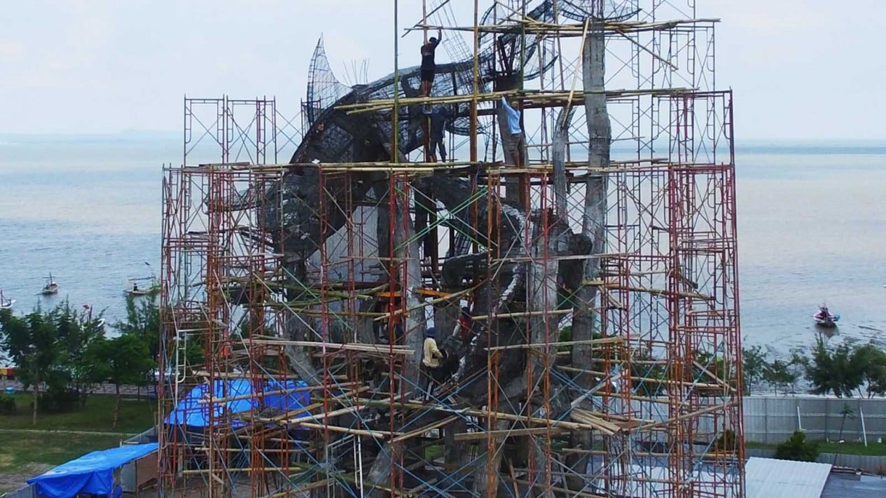 Pembangunan Patung Besar Suro dan Boyo