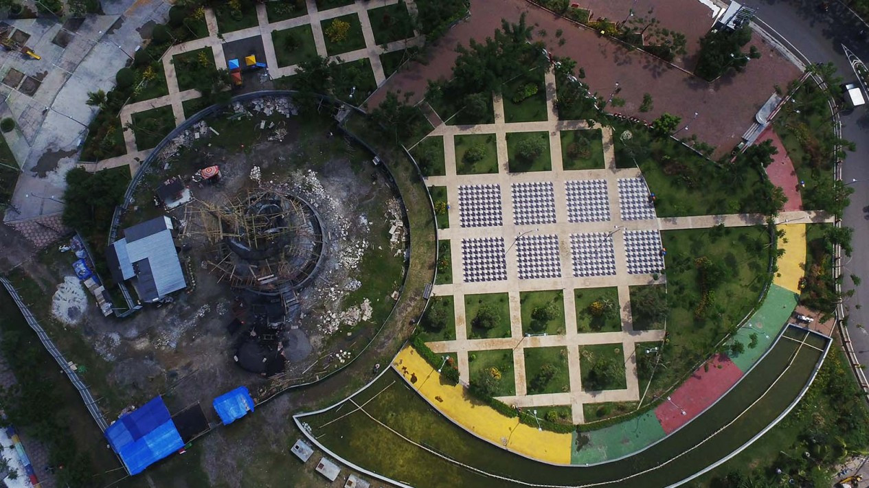 Pembangunan Patung Besar Suro dan Boyo