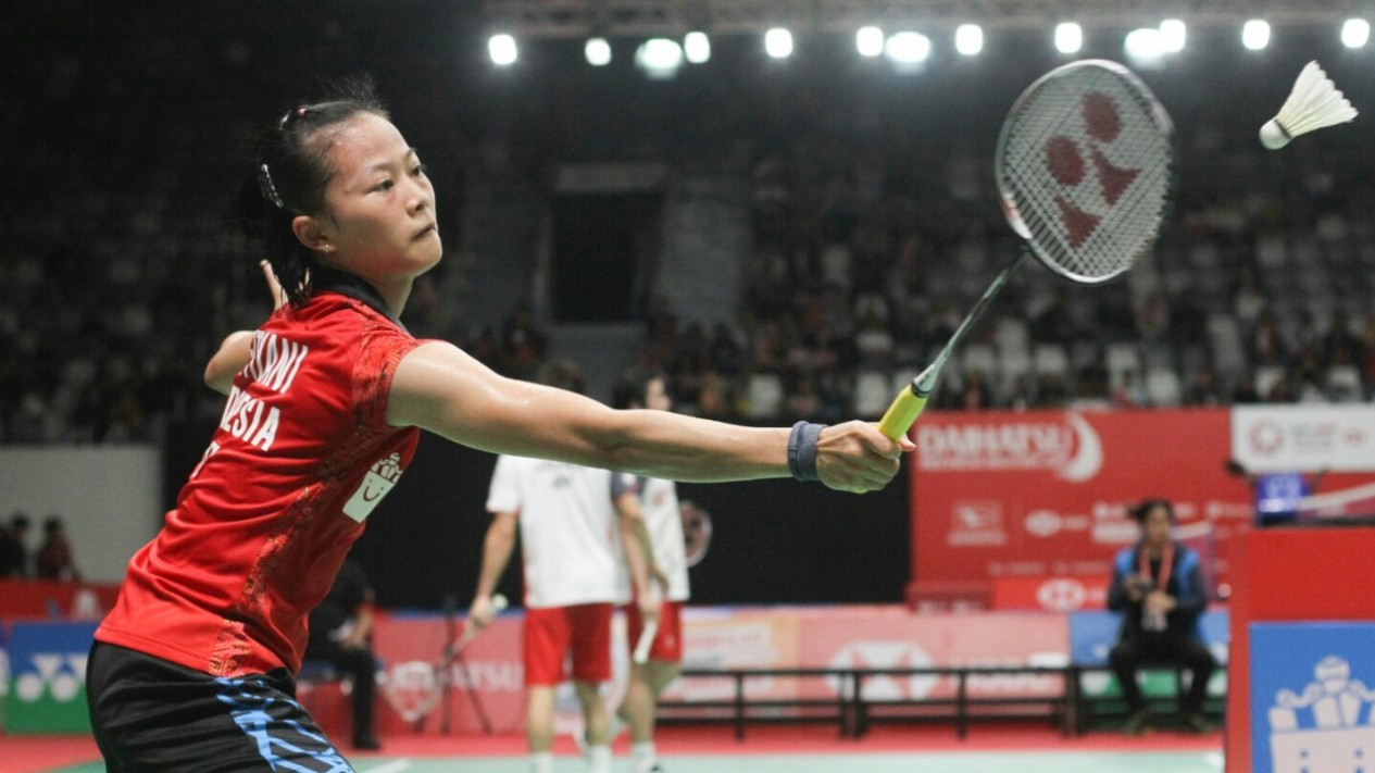 Fitriani Kalah dari Saina Nehwal