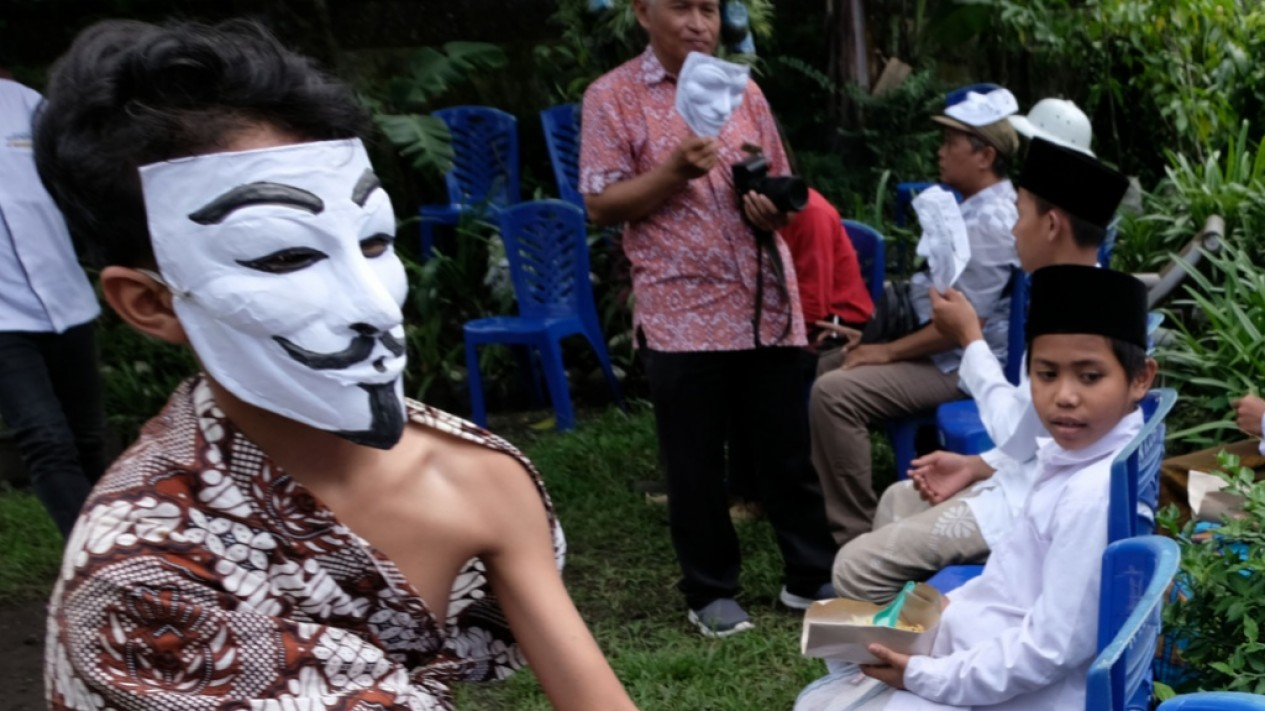 Kirab Budaya Dharma Warta