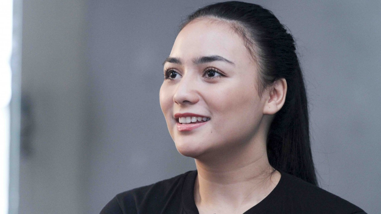 Tingkah Dua Pemain Film Satu Suro saat Kunjungi VIVA