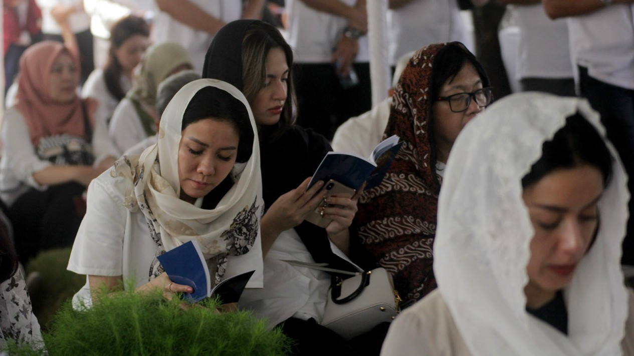Ziarah & Doa Tasyakur HUT 77 Kelompok Usaha Bakrie