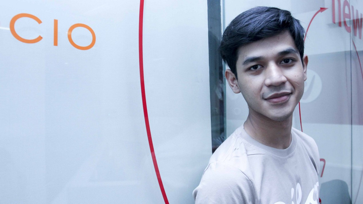 Meriahnya Para Pemain Film Dilan 1991 saat Kunjungi VIVA