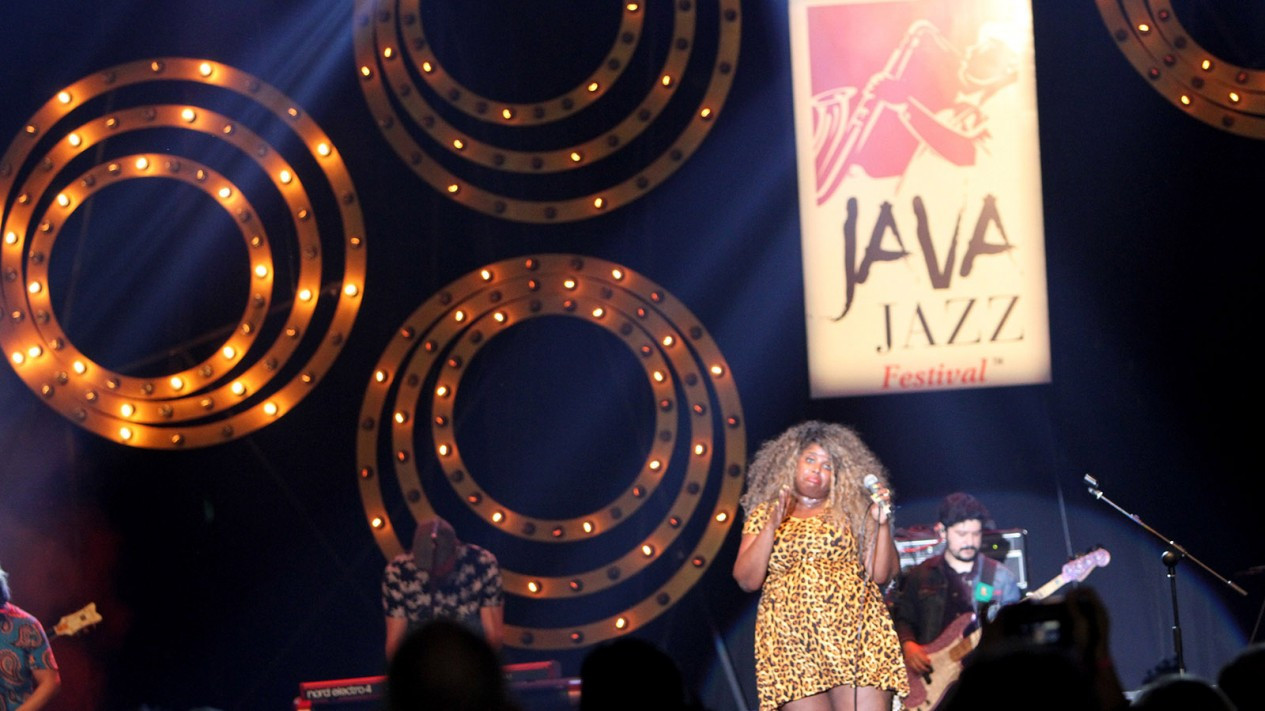 Penampilan Apik The Suffers di Java Jazz Festival 2019