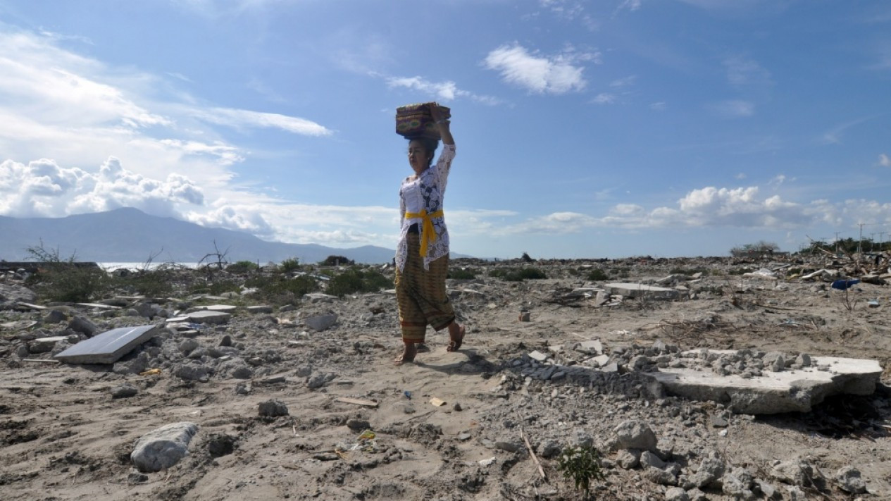 Upacara Melasti Warga Palu Jelang Nyepi