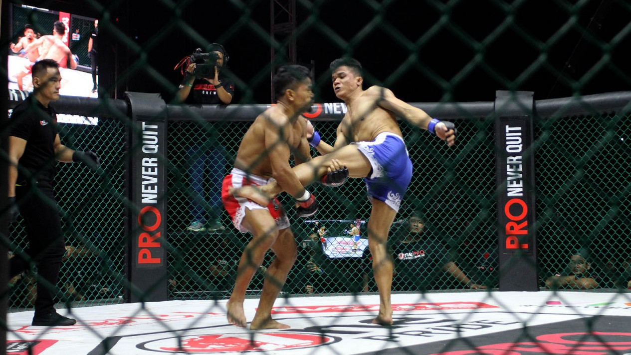 Hendrik Tarigan Kalahkan Hatoropan Simbolon di One Pride