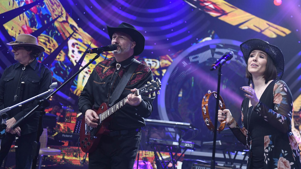 Pertunjukan Konser Dangdut Cowboys