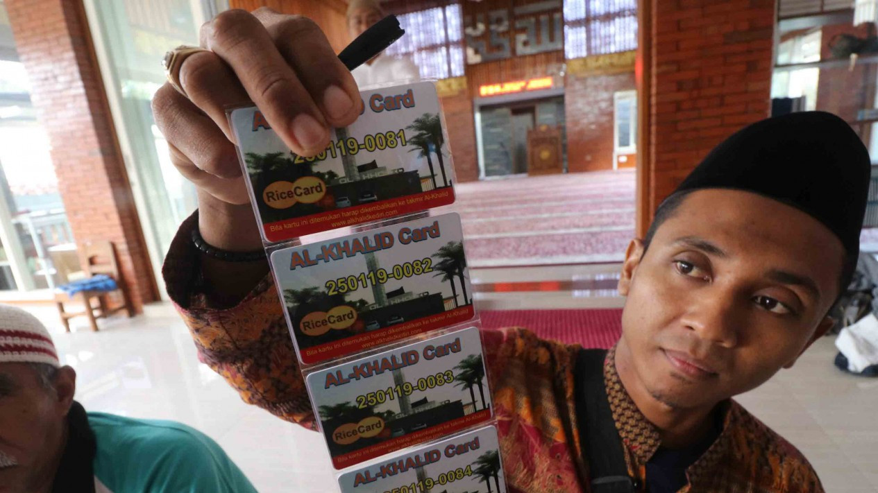 Wow, Ada ATM Beras untuk Warga Miskin