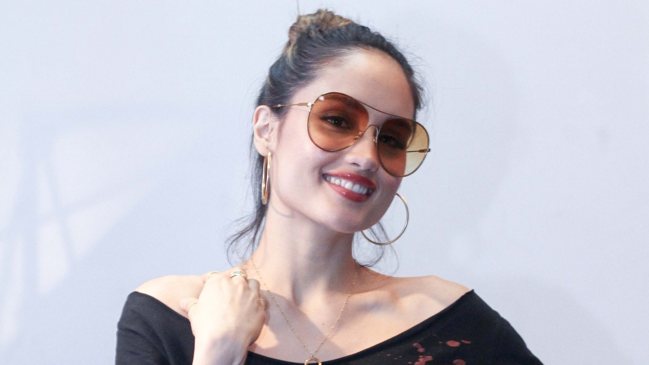 Gaya Cinta Laura Bersama Pemain Film MatiAnak di VIVA
