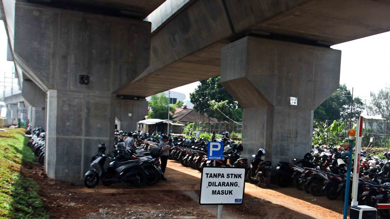 Murah, Parkir di Park and Ride Stasiun MRT Lebak Bulus