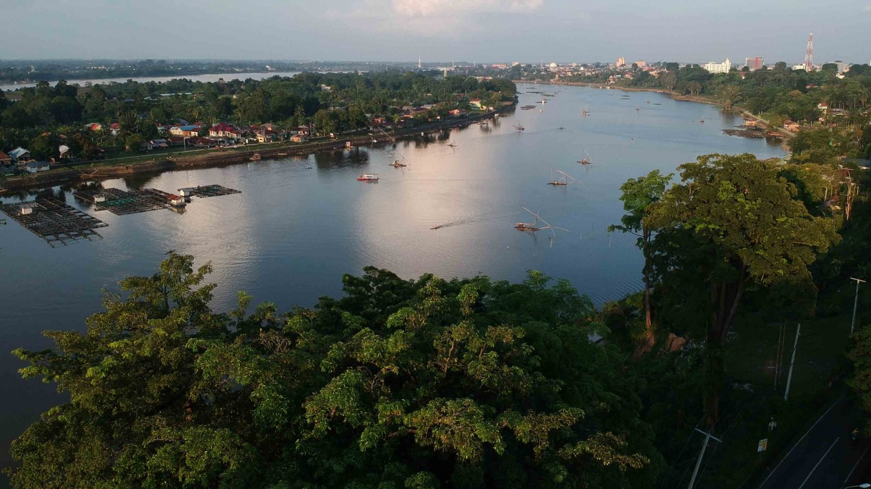 Indahnya Alam Danau Sipin di Jambi
