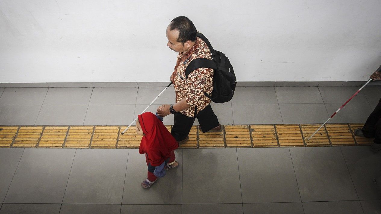 Sosialisasi Ubin Pemandu untuk Tuna Netra