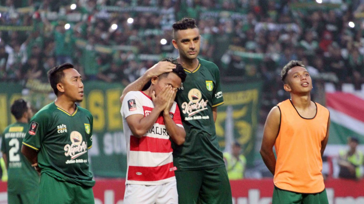 Air Mata Andik Vermansah di Laga Persebaya vs MU