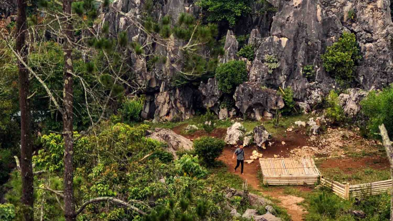 Keindahan Obyek Wisata Batu Runciang di Geopark Sawahlunto