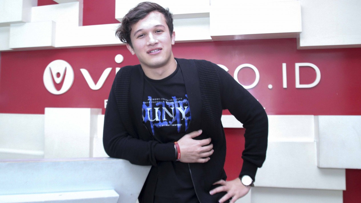 Seru, Kunjungan Pemain Film Sunyi ke VIVA