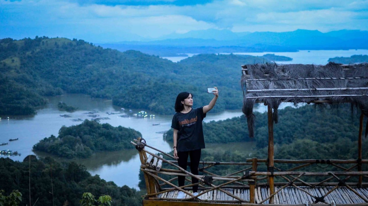 Pesona Waduk Riam Kanan di Kalimantan Selatan