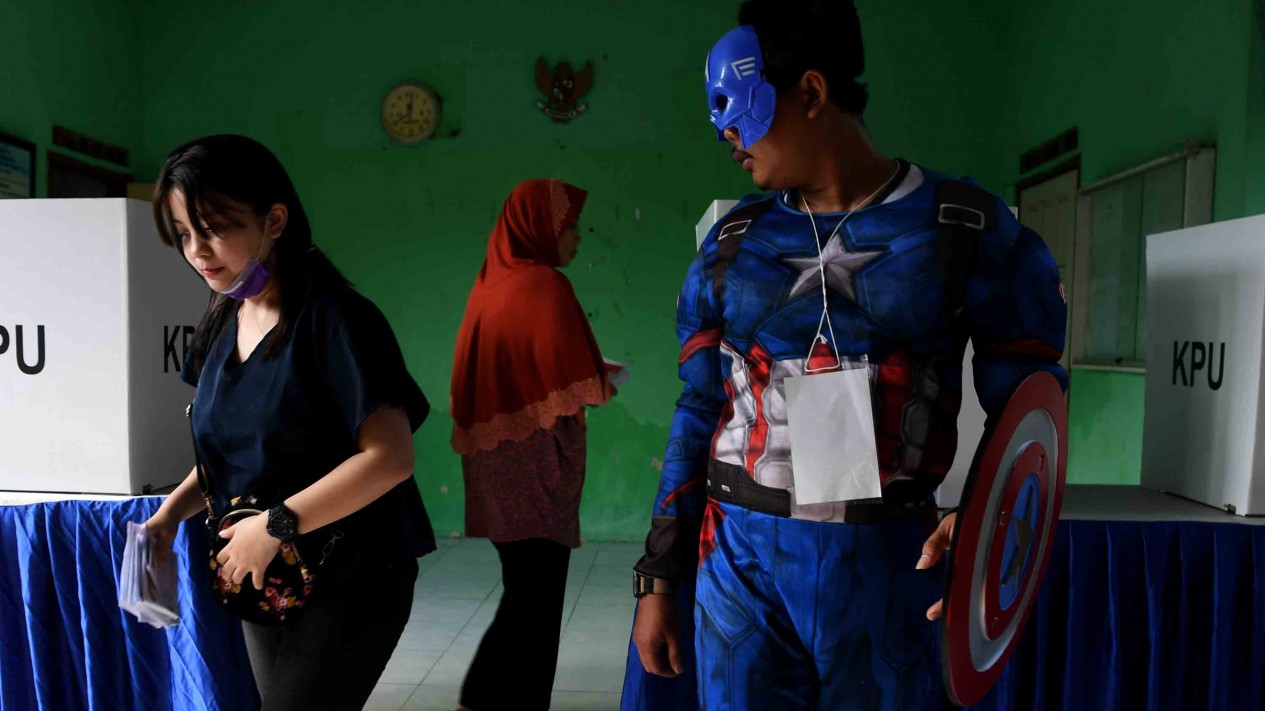 Spiderman, Thor, Batman Ikut Jaga TPS saat Pemilu 2019