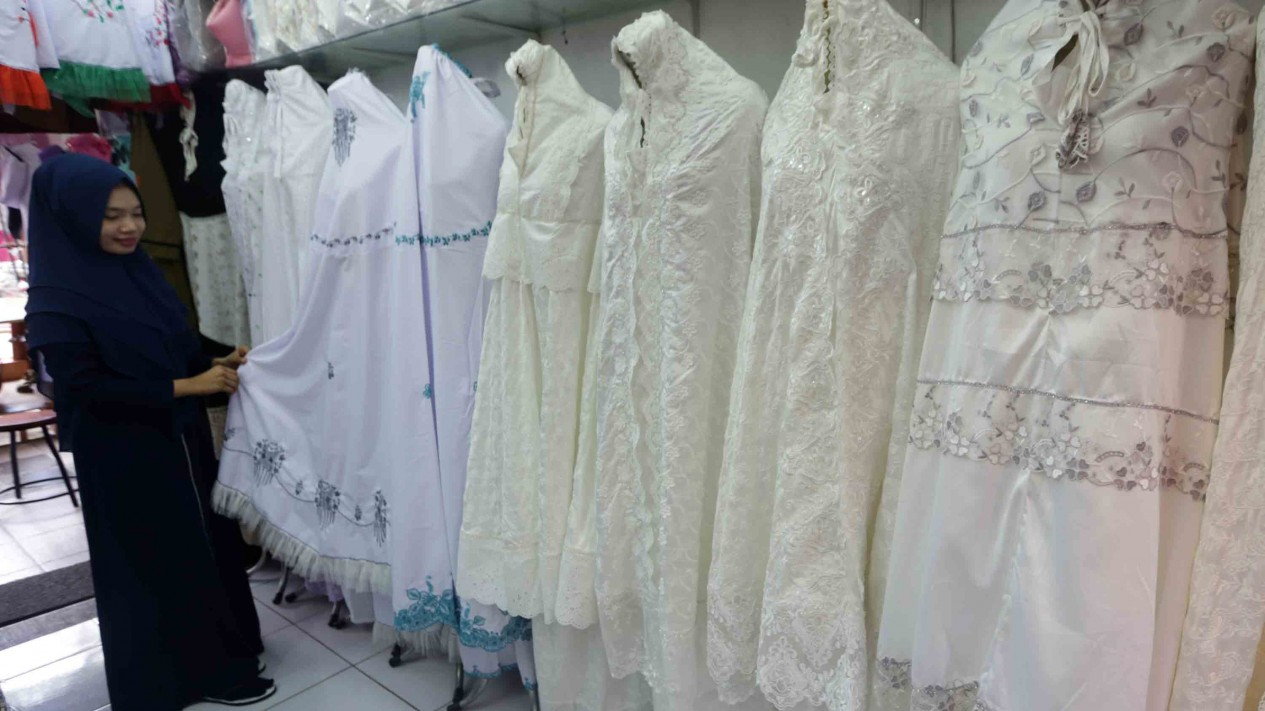 Pelengkapan untuk Ibadah Diburu Menjelang Ramadan